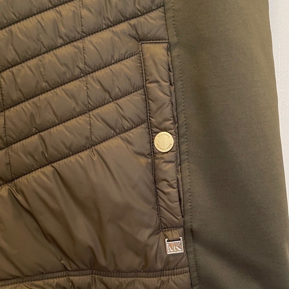Michael Kors Women's Olive Green Quilted Vest - Picture 3 of 8